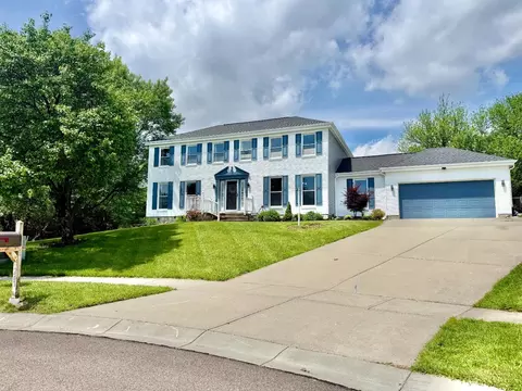 247 Heathrow Ct, Hamilton, OH 45013