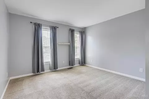 Bedroom - 5038 Midfield Rd, Cincinnati, OH 45244 photo 5 of 5