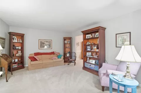 Living - 9045 Fields Dr, Mason, OH 45040 photo 4 of 4