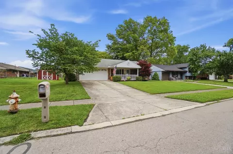 86 Bradley Dr, Germantown, OH 45327