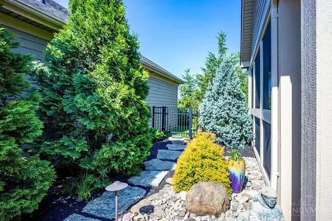 Exterior - 8357 Park Pl, West Chester, OH 45069 photo 7 of 7