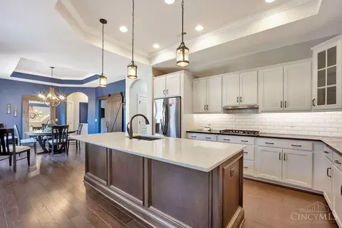 Kitchen - 8357 Park Pl, West Chester, OH 45069 photo 3 of 5