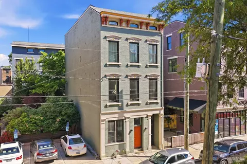 122 W Fifteenth St, Cincinnati, OH 45202