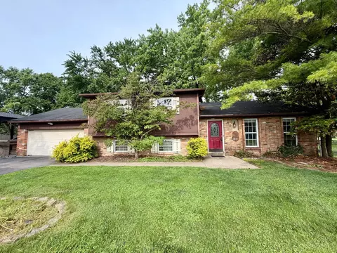 8349 Grinn Dr, West Chester, OH 45069