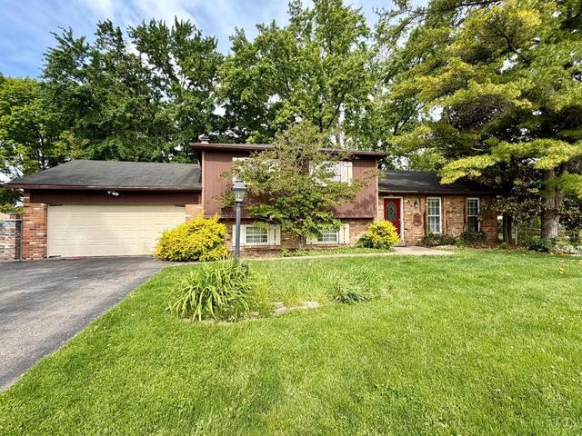 8349 Grinn Dr, West Chester, OH 45069