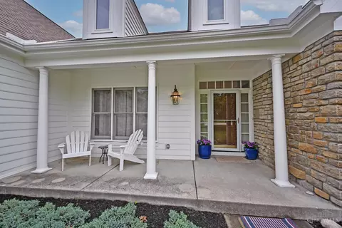 Exterior - 3130 Wolf Run Ct, Cincinnati, OH 45244 photo 4 of 16