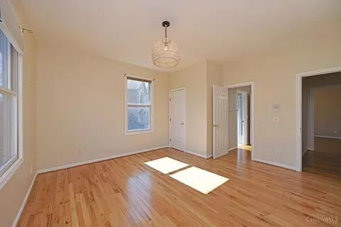 Bedroom - 3130 Wolf Run Ct, Cincinnati, OH 45244 photo 9 of 11