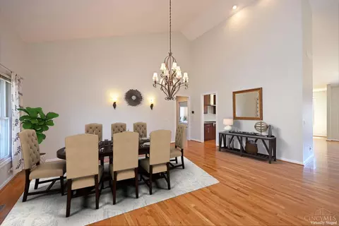 Dining - 3130 Wolf Run Ct, Cincinnati, OH 45244 photo 1 of 3