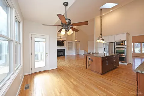 Kitchen - 3130 Wolf Run Ct, Cincinnati, OH 45244 photo 9 of 9