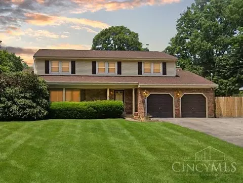 7300 Thumbelina Ln, Montgomery, OH 45242