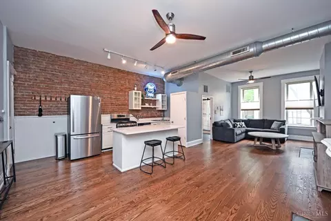 Kitchen - 1410 Main St, Cincinnati, OH 45202 photo 1 of 5
