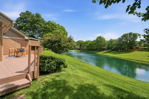 Exterior - 584 Cottingwood Ct, Kettering, OH 45429 photo 15 of 17