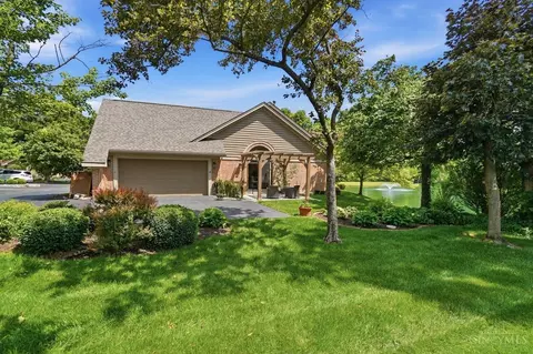Exterior - 584 Cottingwood Ct, Kettering, OH 45429 photo 4 of 17