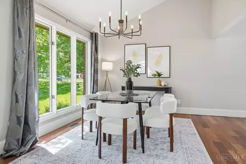 Dining - 584 Cottingwood Ct, Kettering, OH 45429 photo 1 of 7