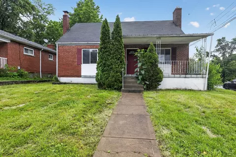 1600 Western Hls, Cincinnati, OH 45238