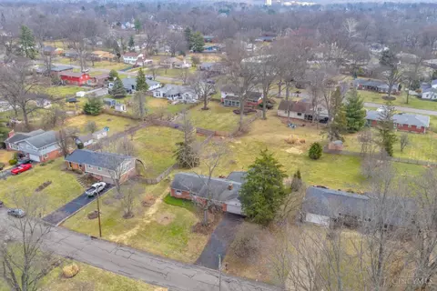 10550 Cinderella Dr, Montgomery, OH 45242 photo 4