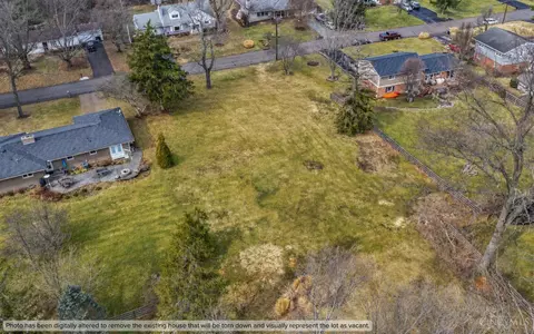 10550 Cinderella Dr, Montgomery, OH 45242 photo 2
