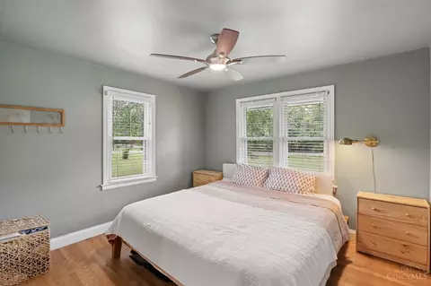 Bedroom - 4669 Beechwood Rd, Cincinnati, OH 45244 photo 5 of 8