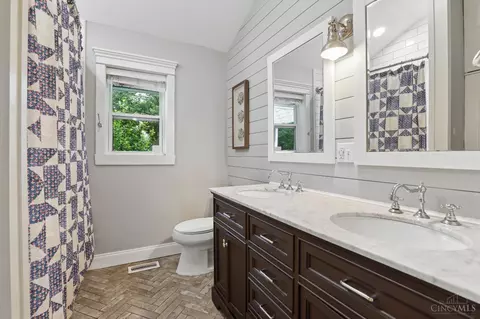 Bath - 4669 Beechwood Rd, Cincinnati, OH 45244 photo 1 of 3