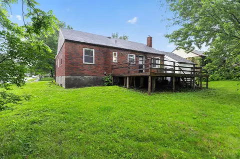 Exterior - 8668 Daly Rd, Cincinnati, OH 45231 photo 2 of 2