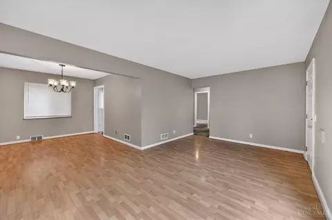 Living - 8668 Daly Rd, Cincinnati, OH 45231 photo 2 of 5