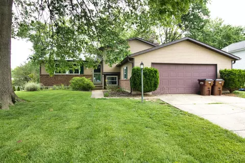 Exterior - 4204 Cannon Gate Dr, Cincinnati, OH 45245 photo 2 of 4