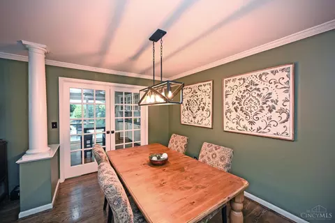 Dining - 6212 Stirrup Rd, Cincinnati, OH 45244 photo 2 of 5
