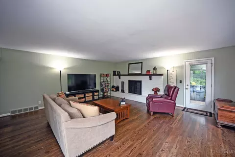 Living - 6212 Stirrup Rd, Cincinnati, OH 45244 photo 5 of 6
