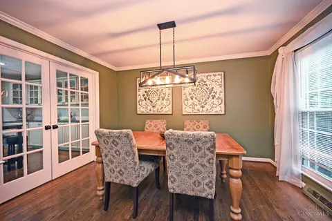 Dining - 6212 Stirrup Rd, Cincinnati, OH 45244 photo 1 of 5