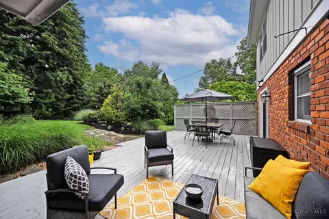Exterior - 6212 Stirrup Rd, Cincinnati, OH 45244 photo 4 of 15