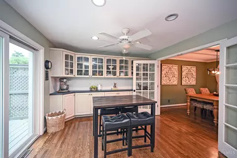 Dining - 6212 Stirrup Rd, Cincinnati, OH 45244 photo 5 of 5