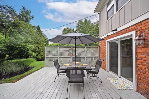 Exterior - 6212 Stirrup Rd, Cincinnati, OH 45244 photo 5 of 15