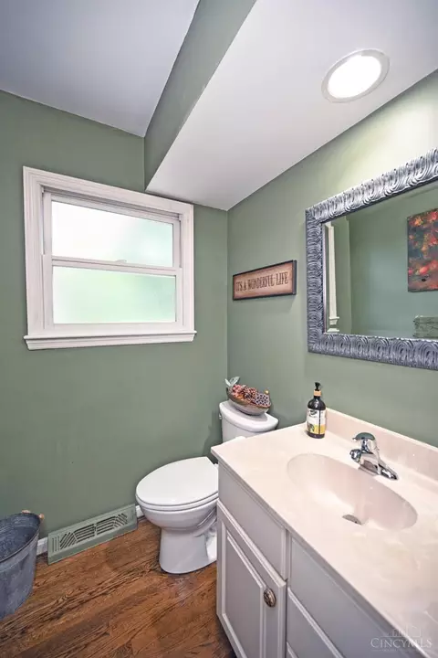 Bath - 6212 Stirrup Rd, Cincinnati, OH 45244 photo 1 of 6
