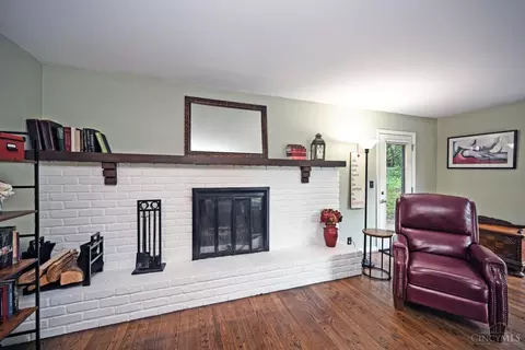 Living - 6212 Stirrup Rd, Cincinnati, OH 45244 photo 4 of 6