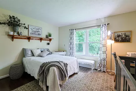 Bedroom - 673 Mccormick Ln, Cincinnati, OH 45245 photo 4 of 7