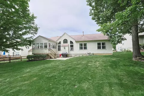 Exterior - 673 Mccormick Ln, Cincinnati, OH 45245 photo 13 of 13