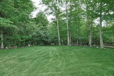 Exterior - 673 Mccormick Ln, Cincinnati, OH 45245 photo 9 of 13