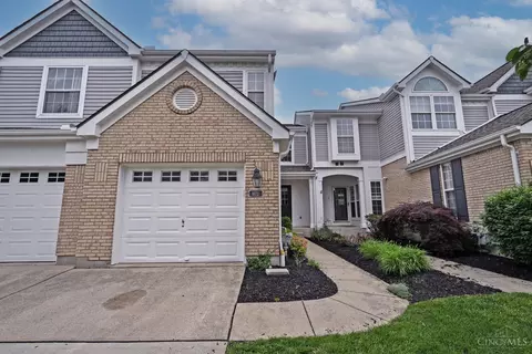 4172 Village Dr, Mason, OH 45040