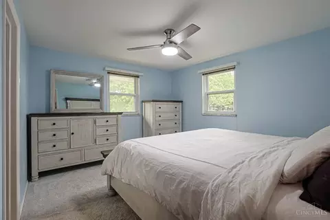 Bedroom - 11916 Algiers Dr, Cincinnati, OH 45246 photo 1 of 4