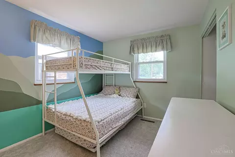 Bedroom - 11916 Algiers Dr, Cincinnati, OH 45246 photo 3 of 4