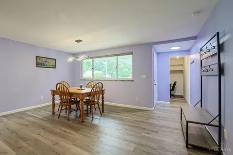 Dining - 11916 Algiers Dr, Cincinnati, OH 45246 photo 3 of 3