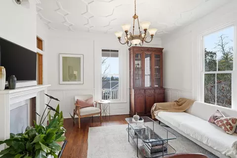 Living - 3608 Archer Ave, Cincinnati, OH 45208 photo 3 of 5