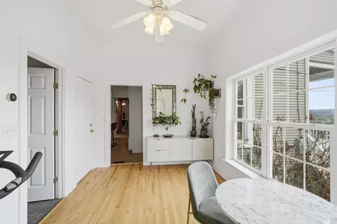 Entry Way - 3608 Archer Ave, Cincinnati, OH 45208 photo 3 of 6