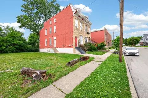 Exterior - 819 Summit Ave, Cincinnati, OH 45204 photo 3 of 5