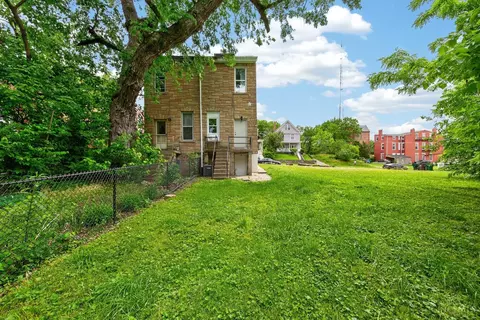 Exterior - 819 Summit Ave, Cincinnati, OH 45204 photo 5 of 5