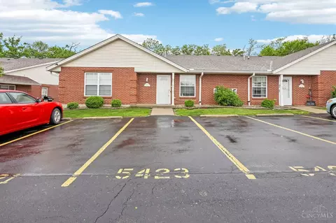 5423 Hester Rd, Oxford, OH 45056