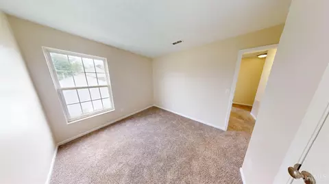 Bedroom - 21 Arrowhead Dr, Amelia, OH 45102 photo 5 of 5