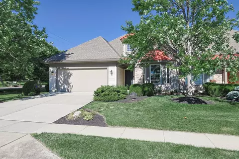 1701 Harmon Dr, Wyoming, OH 45215