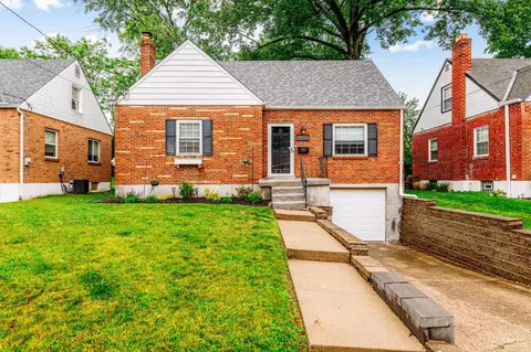 4436 Clifford Rd, Deer Park, OH 45236