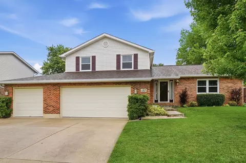 137 Palm Springs Dr, Fairfield, OH 45014